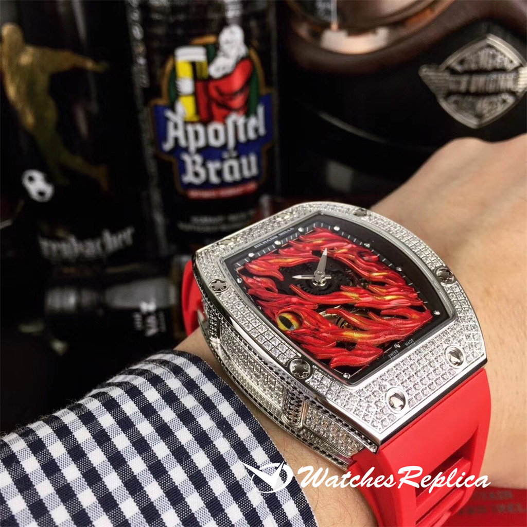 Oben Richard Mille RM23 02 Replica Uhren Replicauhrenonline.de